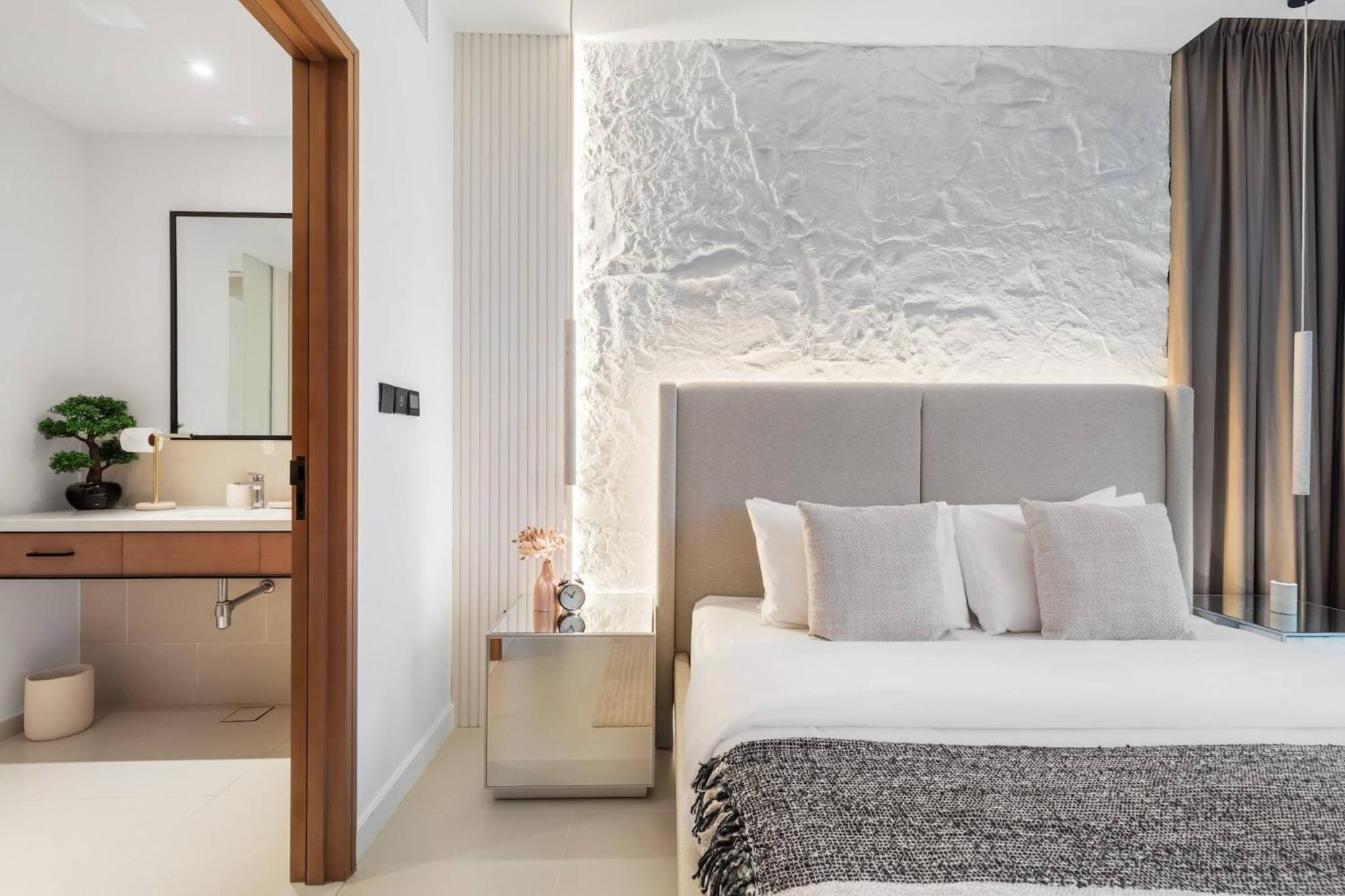 The Ultimate Luxury - Eye & Marina Views