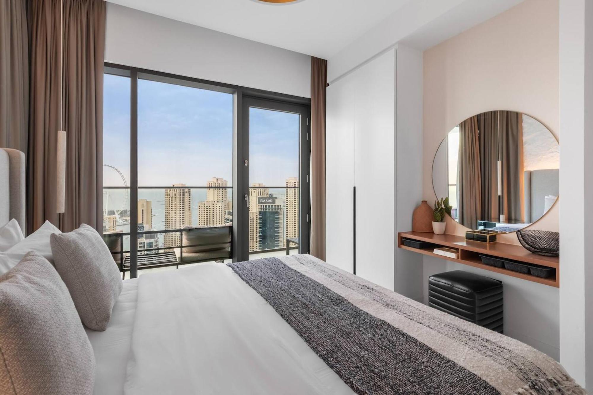 Apartment The Ultimate Luxury - Eye & Marina Views Dubai