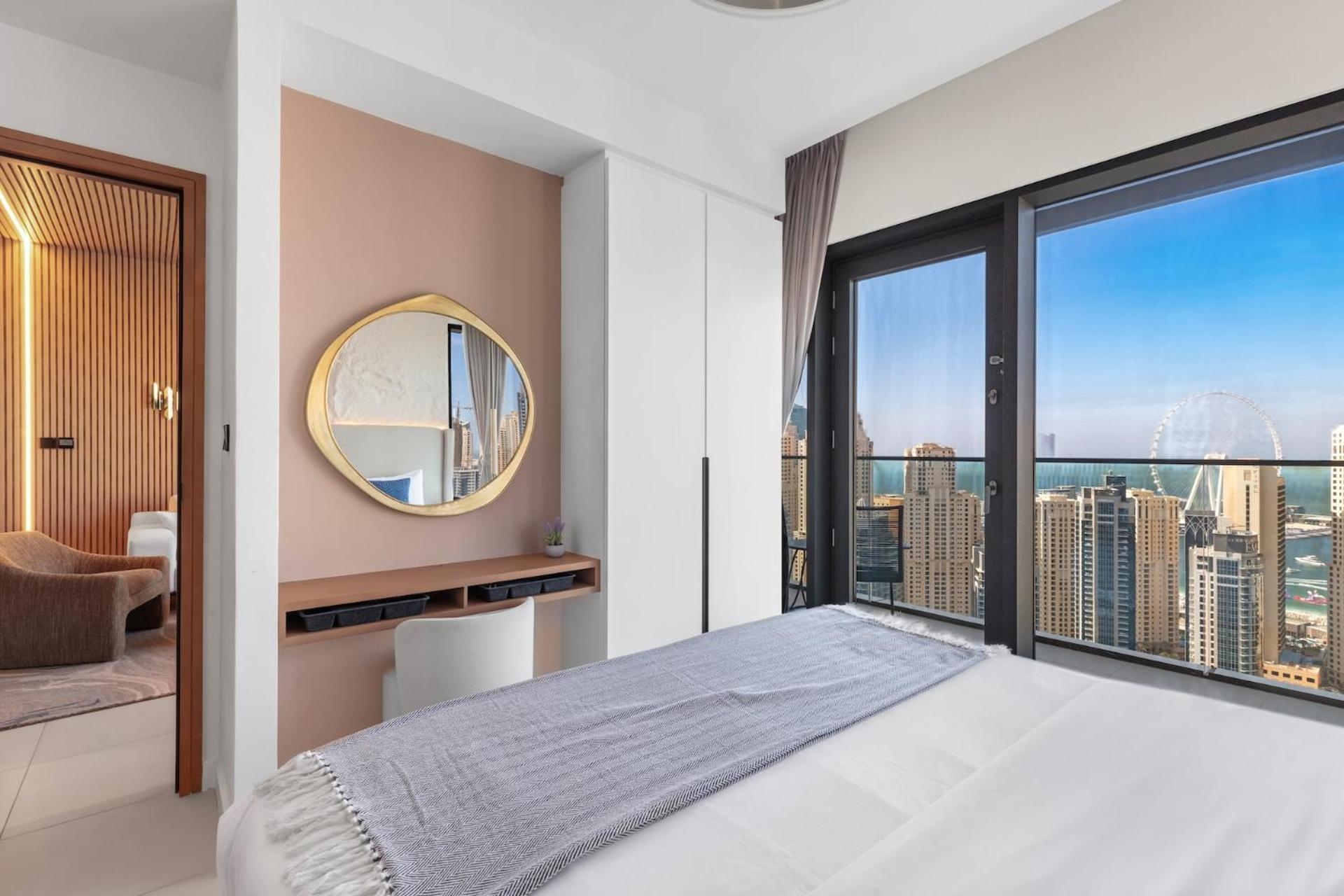 Apartment The Ultimate Luxury - Eye & Marina Views