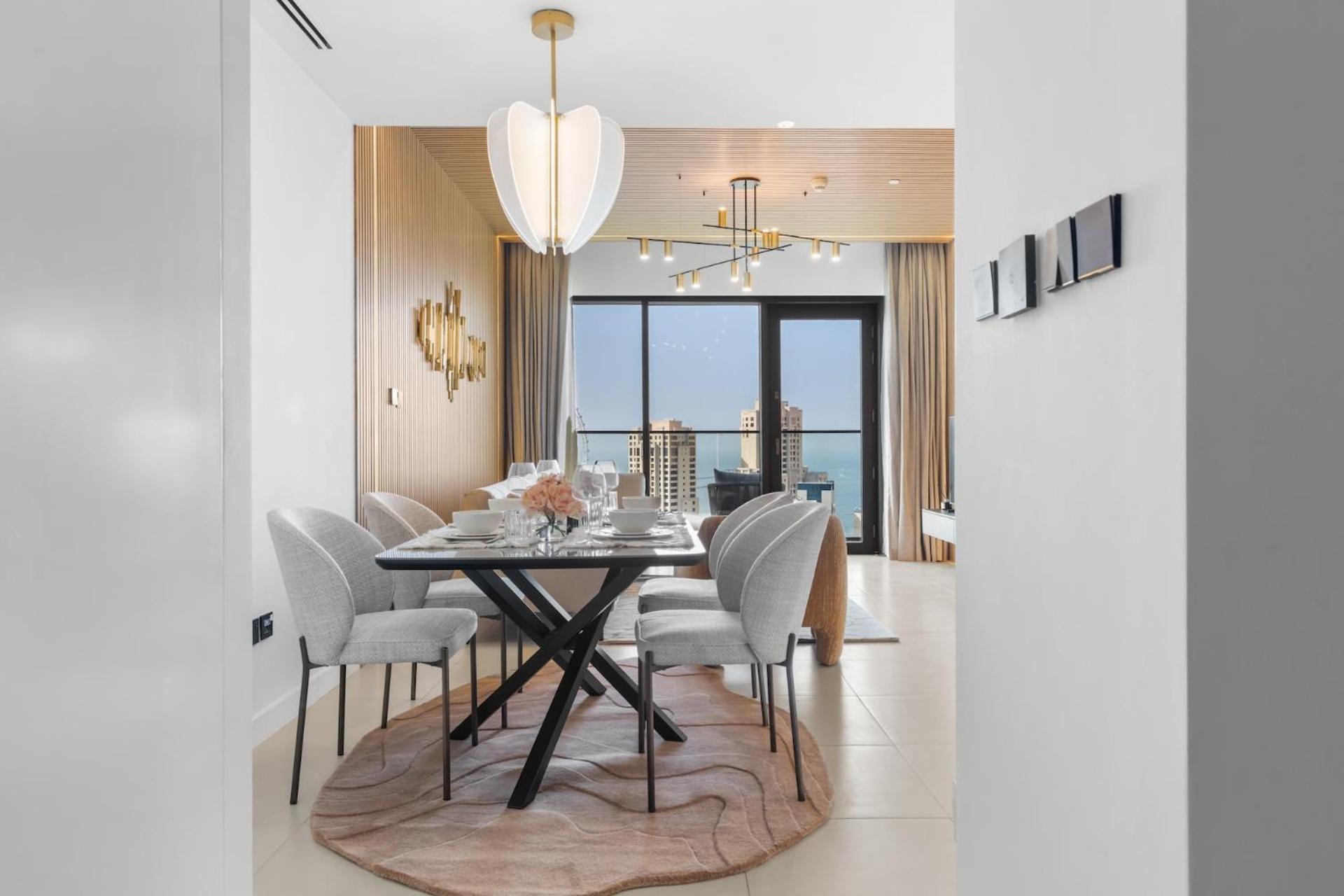 The Ultimate Luxury - Eye & Marina Views Apartment Dubai